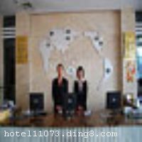 �Ͼ��𳤳Ǵ�Ƶ��������Ͼ�����������˫������ϣ��ǳ��Ǽ��ŵ������Ƶꡣ �����𳤳Ǵ�Ƶ�ӵ�и�ʽ�ͷ�����������Ϊ���ṩ��ʢ��ʳ����ɫ���ֲ��Ϊ���ṩ��ѵ����������� �����Ͼ��𳤳Ǵ�Ƶ��ٽ�������ѧ�ǣ������Ͼ���������������������ɽ�羰��������λ����Խ����ͨ�ǳ���ݡ� 

������ʩ �������ֲ�� 

�������� ������ ������ ƹ������ ������ 

���ÿ� Visacard,ĵ����,���뿨,���ǿ�,����,̫ƽ��,������,���´￨,��ͨ��,������,JCBcard 

������ʩ �๦�ܻ�������������Լ200��С�����ң�������Լ40��Ǣ̸�ң�������Լ10�� 
