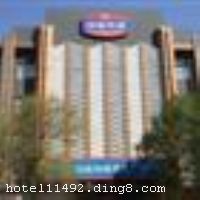 ����Զ�����ʹ�Ԣ����۹��ʵ꣩��Ԣ��ǰԤԼ���ṩ�����ԽӴ����,���շѽ���,λ�ڱ���������Ȧ,���ڵ����������г��С��Ƶꡢ�̳������еȡ�����������·����·������ֱ���Ԣ�ڸߵ�������װȫ��,����ͷ�����ʩ����,�й�����˾רҵ����,ר�˹��������񡢹淶��׼����ȫ���ʡ���Ԣ˫�˺����󴲷���������ů�����յ����ʵ硢��������ˮ�����������ȫ������þߣ��ȣ�������Ʒһ��һ������ҵ���ͷ�24Сʱ���񡢱�����ͣ�����ȡ��Լ�ͥ���Ի����ã���ܰ��ң����������ס������Ϊ���ڱ���׼����һ����ȫ�����ʵ���֮ܰ�ң��Ӵ��۸����̼ۡ��˼۸���һ��۸��糤����Żݣ�����������ѯ��ף���þ����! ������Ԣ��ҵʱ��2010��1�£�¥��20�㣬�ͷ�����17�䣨�ף��� ����ܰ��ʾ���� 1����Ԣ����ˢ���ÿ����ˣ� 2����Ԣ���ṩһ����ϴ����Ʒ�� 3����Ԣ�ṩ���ͻ��������շѣ���������Ҫ����ǰһ���빫Ԣ��ϵ��
