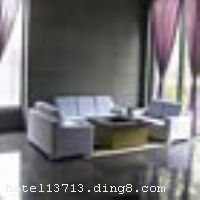 ���ڷ�ҶƷ԰��Ԣ�������ڴ�ѧ�ԣ�λ���Ϻ�����ͱ�������Ľ��㴦�����ڸ��¿Ƽ�԰�������㹫԰���ش���������ɽ���������ĵش�����ͨʮ�ֱ���������������������֣����кͽ������׵ı�������Ԣӵ�ж�����ʸ��ŵĿͷ����׷����������ܰ��������Ƹ��Ŵ󷽣�ÿ��ͷ���Ϊ�䱸�����ǵ��ӡ����ٿ���������롢24Сʱ����ˮ�������յ��豸��������ԡ�䷿�������䱸���������������Ƚ�������ϵͳ��Ϊ����������ɫ�����ֿͷ���ƴ��ж��������������˴�������������ʵ�о���������Ԣ��ҵʱ��2009��3�£�¥��31�㣬�ͷ�����399�䣨�ף���

��ʩ����������ʩ ��������Ӫ���ˣ����ṩ��͡� 

�������� �����齫 

���ÿ� Visacard,ĵ����,���뿨,���ǿ�,����,̫ƽ��,���´￨,��ͨ��,������,JCBcard 
