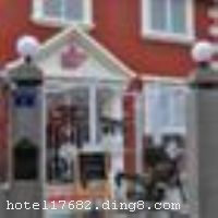 ���Ź���������۾Ƶ�λ�ھ���������������֮�ƵĹ����죬ռ�����500��ƽ���ף������˸��߲�ͬ�������ľ�Ʒ�ͷ������˲�����ͬ������������顣�Ǽ��Ƶ��е��Ǽ��������������֡���ͥ�ùݵĵ���������ܰ������Ҳ�����š�������ʱ�С������Ļ�����������ܰ�ĵķ�Χ������������������һ������ķ����Ŷӣ�ʱʱ׼����Ϊ�������������ĵķ����밮�ġ� �����Ƶ꿪ҵʱ��2011��02��01�գ�¥��3�㣬�ͷ�����14�䣨�ף��� ����ܰ��ʾ�� 1���Ƶ��������ÿ��ҹ����4������������ 2���Ƶ겻��ˢ����