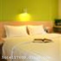 ����������Ԣ������ȫ���ı����������ٻ������ţ��齨�����Ĵ������ܻ����ۺ�����ó���õ���Ҫ��ɲ��ݡ��������̳ǵش��ɶ����������ҵ��������֮�ƽ�ضΡ��Ͽ��񶼴����������ҵ�����ڣ����Ӻ���·�ڣ����ڻ��˽֡���Ԣ�ͷ�װ�ε��ţ������뱸��ȫ�µĿͷ������а�ȫ�����������з�������������������츮֮�������񿼲죬���ι۹������ѱ�����������֮���� ��������������Ԣ��C���������������ٻ���A��������������Ӱ�ǡ����Ͳ������ǰͿ˿��ȡ���������ǡ�ɽ�����ݵ�������ʩ�� �����Ƶ꿪ҵ2001��3�£��½�װ��ʱ��2007��5�£�¥��25�㣬�ͷ�����50�䣨�ף�����Ԣ�ش��ɶ����������ҵ�����������ٳ���������Լ15���ӳ��̣��ܱ߹������������ʩ���ƣ�λ�ü�Ϊ��Խ����ʩ�����
��������	�����齫
���ÿ�	ĵ����,���뿨,���ǿ�,����,̫ƽ��
������ʩ	������1�䣬װ�޺���������ȫ�׻�����ʩ��������40�����ҡ�
�Ƶ��ر���ʾ
�����Ѱ����Ƶ����ѣ��������Ƶ��������á�˰�ռ����˶���Ҫ��ķ��á�
��ͨ���Ƶ����סʱ��Ϊ14��00�����ʱ��Ϊ����12��00������ǰ��ס���Ƴ���꣬�����������һ�����á�