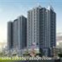 �ɶ�����198�Ƶ�λ�ڳɶ���������ҵ���ģ���ɶ����ͳ��»�չ����10���ӳ��̡��������ʡ�����λ����Խ����ͨ������������ֹ���㳡��Ħ�������͹���㳡�����﷽�㡣�ܱ����С�ҽԺ���������ưɡ���������ʩ��ȫ��5���ӳ��̿ɵ���ɷ���֣���ɫ��������ӰԺ��KTV��ˮ�ơ�ԡ�㣻����Լ5���ӵ��ɶ��������غ������硢�Ϻ����ʶȼٷ羰��������Լ20�ֳ��̿ɵ��й���ʷ�Ļ��������Ϫ�� �����Ƶ�ӵ�к����׷����߼��׷����۾����䡢�۾����ȸ���ͷ���ÿ��������䱸32��Һ�����ӡ��㲥���ֽ�Ŀ��2M���ٿ������硢���ڹ���ֱ���绰���Ƶ�ӵ��һ��1700�O�Ŀ���ʽ�����������������ɳн�400�˹�ģ�ƻᡣ��Ʒ�������ˡ����ˡ�ŷ½ʽ���͡���������ʳ���պ���������ʽ��ʽ����300�����Ʒ���Ƶ����貮���׿������Ͳ跻���ṩ�������֣����ͣ������ײ͡�ӵ��2��450�O�����ң�4��100�O�����ң��ɳн�300�˹�ģ��������飬�����Ŷ���ס�� �����Ƶ꿪ҵʱ��2010��2��4�գ�¥��31�㣬�ͷ�����466�䣨�ף�����ʩ�����
������ʩ	�������ʣ��ṩ���ˡ����ˡ�ŷ½ʽ���͡���������ʳ���պ�������300�����Ʒ�� �����׿��������ṩ���������ȡ����͡������ײ͡����ƣ� �����跻��Ʒ�����������֡�
��������	�����齫
���ÿ�	ĵ����,���뿨,���ǿ�,����,̫ƽ��
������ʩ	6¥��14¥��20¥��24¥�����ң�30ƽ�����ң��ɷֱ����ɶ��»�ڷ�14λ�� 29¥�����ң�����ʽ�ڷ�100λ�� 4¥�๦�������������ʽ�ڷ�150λ��
�Ƶ��ر���ʾ
�����Ѱ����Ƶ����ѣ��������Ƶ��������á�˰�ռ����˶���Ҫ��ķ��á�
��ͨ���Ƶ����סʱ��Ϊ14��00�����ʱ��Ϊ����12��00������ǰ��ס���Ƴ���꣬�����������һ�����á�