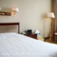 ʢ԰Ƶ޹˾λڷʸ󱱽46ţһҼסޡ֡ΪһġǼΡƵꡣƵ꽨10000ƽף¥52ףпͷ156䣬ʢ׷һ䡢԰׷5䣬λ99䣬񵥼51䣬дλ256š Ƶڲн֣ͨʩȫÿ䶼ÿոʻΪṩѵĿȪˮ͡չ񡢱ʱȣյܸӦICǵϵͳסаȫʡ 100˵ĴͶ๦ͶӰǡ豸ǾٰƷչʾᡢнϢ볡15-25˵Сͻ ʢảʳλھƵ㣬Ӫ˺ʼɫˣͬʱ400˾ͲͣλھƵһ¥ֲ࣬Ϊṩʽ͵㡣 Ƶԡǵѱ¡͡иҡΪּԻĻ黯ķ
