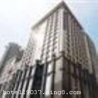 �����۾���Ƶ꣨HUA KANG DI JING HOTEL��������ɽ��ʡʡ��̫ԭ�еķںӰ��ߡ���ƽ��·101�ţ��������ƽ��·����200�״���̫ԭ���ϵĻƽ�ضΡ�����λ����Խ����ͨ��ݡ������۾���Ƶ���̫ԭ�м�������������������߹�ģ�ľ�Ʒ�ܼ�ʽ�Ƶꡣ �Ƶ������ŷʽ�ŵ����ִ���ʽ���Ϊһ�壬ʹ��齾Ƶ�ı��ͷ·��������ִ���ŷ�޹ŵ乬͢���Ƶ�ӵ�ж������͵ĺ����ͷ����������������ѩ�Ѱɣ��豸�Ƚ��Ļ������ģ��ɽӴ����ֹ�ģ���顣��������������ס�����вιۡ�����Ǣ̸���������ֵ���ѳ��������⻹���д��ðɡ��������ġ�KTV�������ҡ����򳡵ȷ����������ʩ�� �ҾƵ���С��������󡢳��Ŵ��͡�����Ʒ�ʡ����ڹ�Ӯ���ľ�Ӫ��ּ����������ÿһλ����ı��Ͷ������ܵ����Ǽ��ĺ������񡣻����۾���Ƶ���Ĺ������Ĺ��٣� �����۾���Ƶ���Ӫҵʱ��2011��1��22�գ��������Լ3.18��O����¥21�㣬��¥9�㣬�ͷ�����260��䣨�ף�����ʩ�����
������ʩ	�����в�����Ӫҵʱ��10:00-22:00���ṩ��ϵ�������ˡ����ˣ� �Ĺ���������Ӫҵʱ��10:00-22:00���ṩ��ʽ���͡�
��������	�����齫������OK����̨��
���ÿ�	Visacard,����,���´￨
������ʩ	������1���������80�ˣ� ������2���������40�ˣ� ������3���������80�ˣ� ������5���������200�ˡ�
�Ƶ��ر���ʾ
�����Ѱ����Ƶ����ѣ��������Ƶ��������á�˰�ռ����˶���Ҫ��ķ��á�
��ͨ���Ƶ����סʱ��Ϊ14��00�����ʱ��Ϊ����12��00������ǰ��ס���Ƴ���꣬�����������һ�����á�