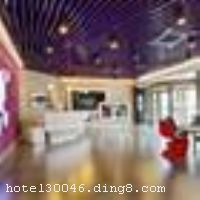 ǳ̾Ƶ궫·йȵеƵƷơǳ̾ƵԱΧơ񡢸ռ䡱 ŵǳ조ſռ䡢ʴƷԡ걸ʩi-hotelƵꡱƷΪвʿṩʵľƵס޷ ǳ̾Ƶ궫·λڡƽ𺣰ߡ·ɢ˲·ģ08˷ڴ˾ٰʢҫ˹ִһˮԡ顰ɳ̲ԡȻԵãں̺İ˴ϸᡱ̲صʱ¡ ǳ̾Ƶ궫·ͷشԶǾ羡աпɴ·ҵģʿ͹زƷʳʩ
ʩ	вʱͲͷ
ÿ	Visacard,ĵ,뿨,ǿ,,̫ƽ,,´￨,ͨ,,JCBcard
Ƶرʾ
ѰƵѣƵá˰ռ˶Ҫķá
ͨƵסʱΪ1400ʱΪ1200ǰסƳ꣬һá