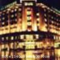 �ٰ��󺣼��վƵ�����۰��ܣ�A-GRAND�����ʿع����޹�˾���»���Ͷ��1600��Ԫ����ң�������������ʱ�С�ǰ���ĸ�����н��裬��һ�Ҽ����񡢻��顢���ζȼ١�����Ϊһ��ļ��վƵꡣ �����ٰ��󺣼��վƵ��ɹ��������������ʦȺ�������������Ĵ�����ɡ��������˴������µ�����װ�β��ϼ����գ������Զ�Ŀһ�µĸо��� �����ٰ��󺣼��վƵ�ӵ�����ʱ�еĸ�������ͷ������пͷ������е�������յ�������ʱ��ԡ�ҡ�����ưɡ��������ǵ��ӡ�VCD�¿�㲥ϵͳ�����������������������估���ʹ���ֱ���绰����ʩ�����
������ʩ	���ݲ�ϵ �㶫��ϵ
��������	�����ҡ���ԡ
���ÿ�	Visacard,ĵ����,���뿨,���ǿ�,����,̫ƽ��,������,���´￨,��ͨ��,������,JCBcard
������ʩ	С�����ң������ࣩ1��20�� ������ң�������1��160��
�Ƶ��ر���ʾ
�����Ѱ����Ƶ����ѣ��������Ƶ��������á�˰�ռ����˶���Ҫ��ķ��á�
��ͨ���Ƶ����סʱ��Ϊ14��00�����ʱ��Ϊ����12��00������ǰ��ס���Ƴ���꣬�����������һ�����á�