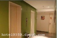 �Ͼ����ɾƵ깫Ԣ��ľ���꣩λ�����н�56��ľ����Ԣ209�ң���Χ������ʩ�ǳ����ƣ������������½ֿ�,�������������ͳ���ܽ��� �Ͼ����ɾƵ깫Ԣ��ľ���꣩�ھ�װ��,ɫ�����š�����,����������Ȥ���Ͼ���ס�Ƶ깫Ԣ��ľ���꣩��ӭ���ĵ�����<����> 
��ҵʱ�䣺2008 
�� ҵ �����½ֿڵ����������ģ� 
�� �� ���������� 
�Ƶ��ַ�����н�56�� 
��ͨ��ѯ�������Ͼ���վ�������6 �����Ͼ�·�ڹ��ʻ����������35 
������ʩ����������ʩ���� ������Ӿ�� 
������ʩ�������ķ��� ���ͣ���� �̳� ϴ�·��� 
����������ʱ�Ͳͷ��� 
֧�ֿ�����ڷ��������� 
��ָͨ�Ͼ����Ͼ���վ�������6 �����Ͼ�·�ڹ��ʻ����������35 
